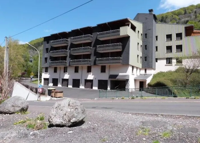 Studio Au Pied Des Pistes Et Des Cures